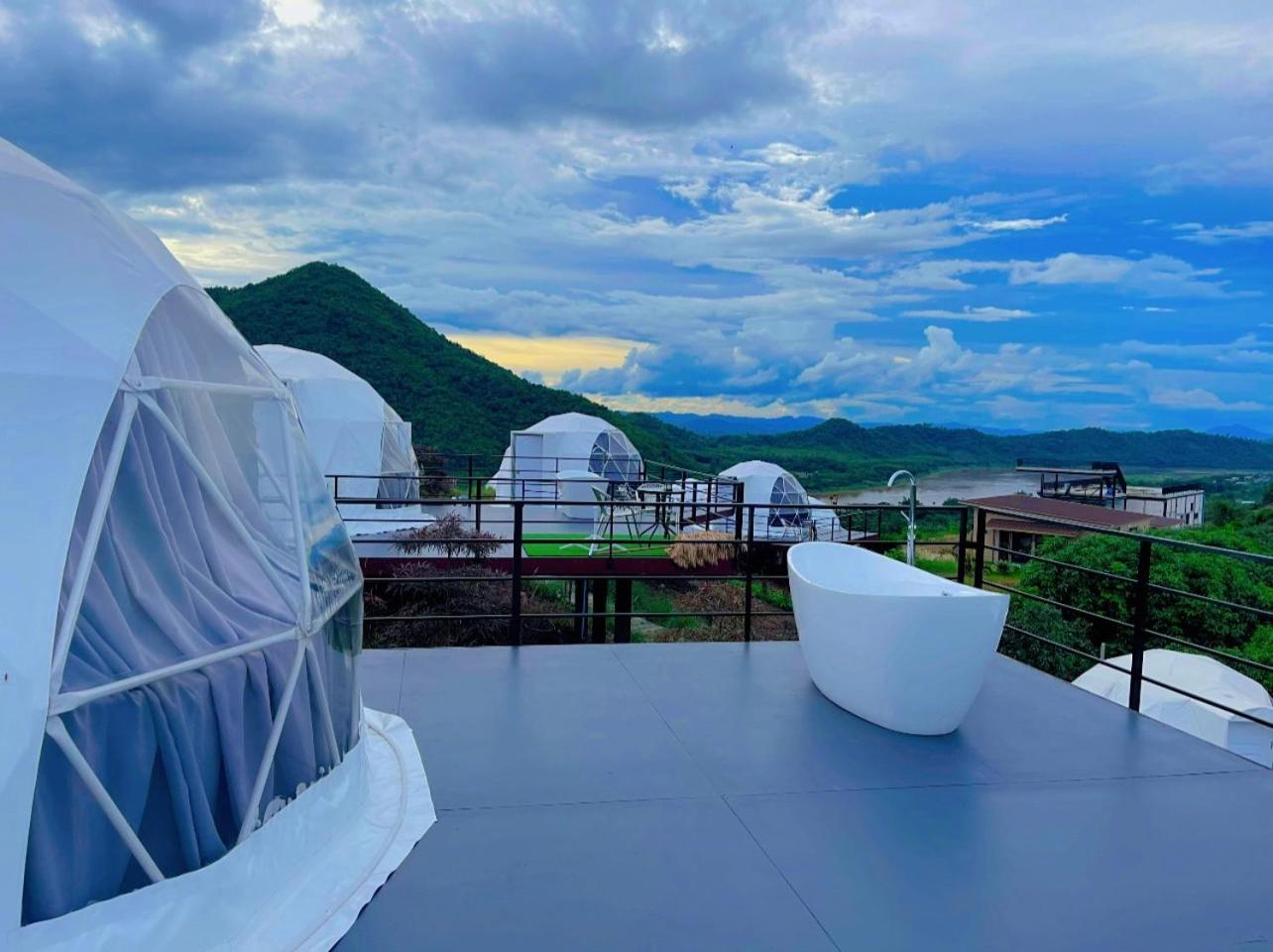 สกายเบย์ เชียงคาน Hotel Pha Baen Exterior foto