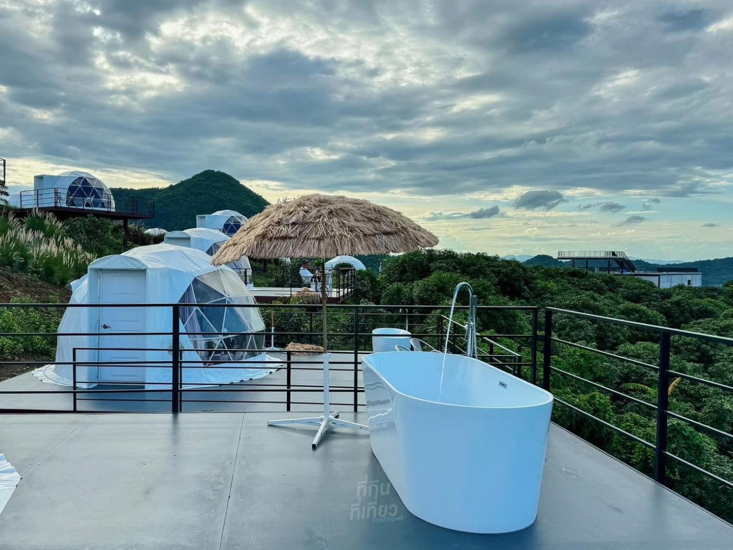 สกายเบย์ เชียงคาน Hotel Pha Baen Exterior foto